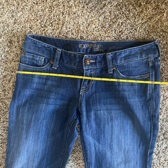 Express Jeans Zelda Barely Boot - 2S Short - Picture 9 of 16
